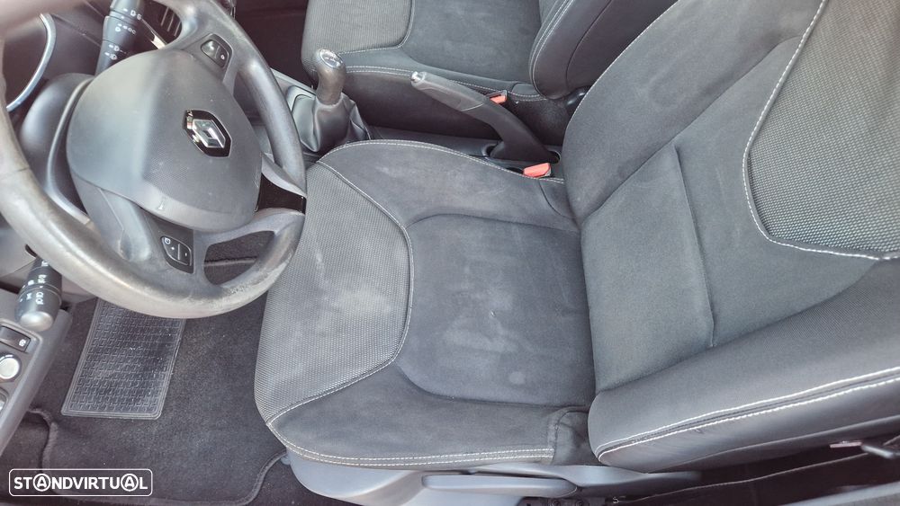 Renault Clio Sport Tourer 0.9 TCE Dynamique S - 10