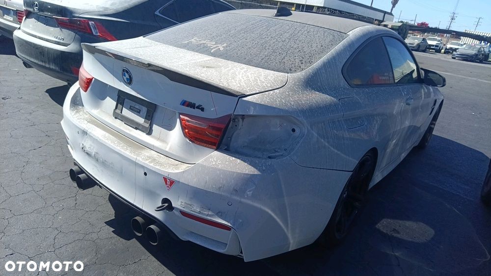BMW M4 DKG - 24