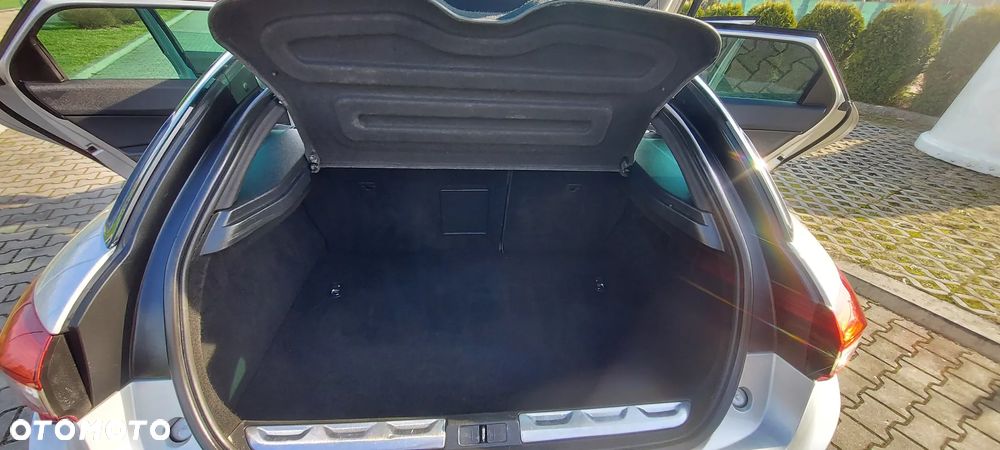 Citroën DS5 e-HDi 115 EGS6 Chic - 16