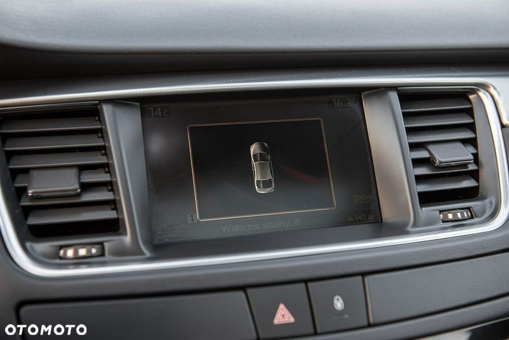 Peugeot 508 RXH 2.0 HDi HYbrid4 - 22