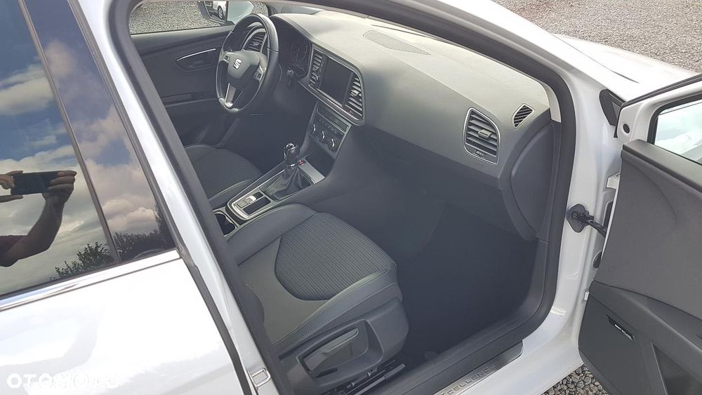 Seat Leon Sportstourer 1.4 TSI Xcellence S&S - 25