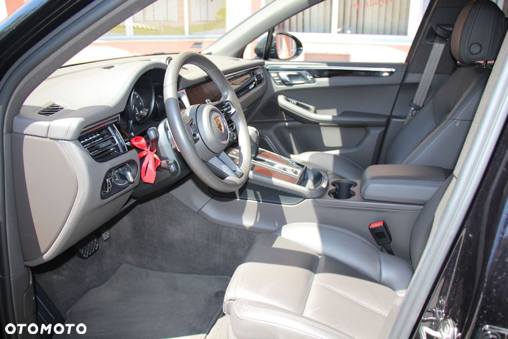 Porsche Macan Standard - 8