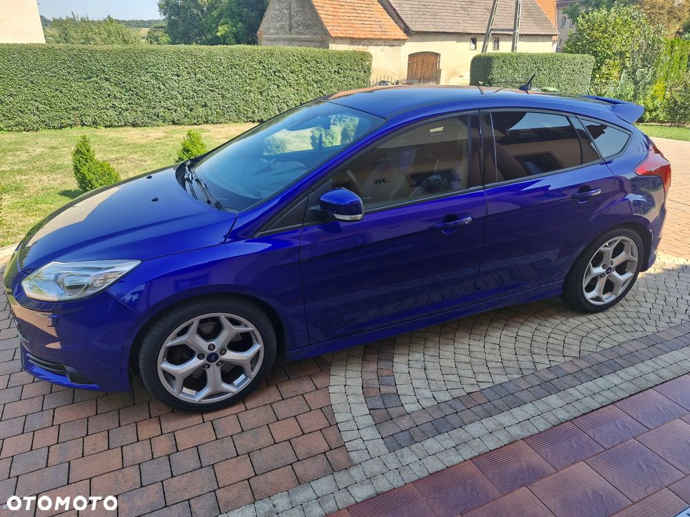 Ford Focus 2.0 EcoBoost ST - 3