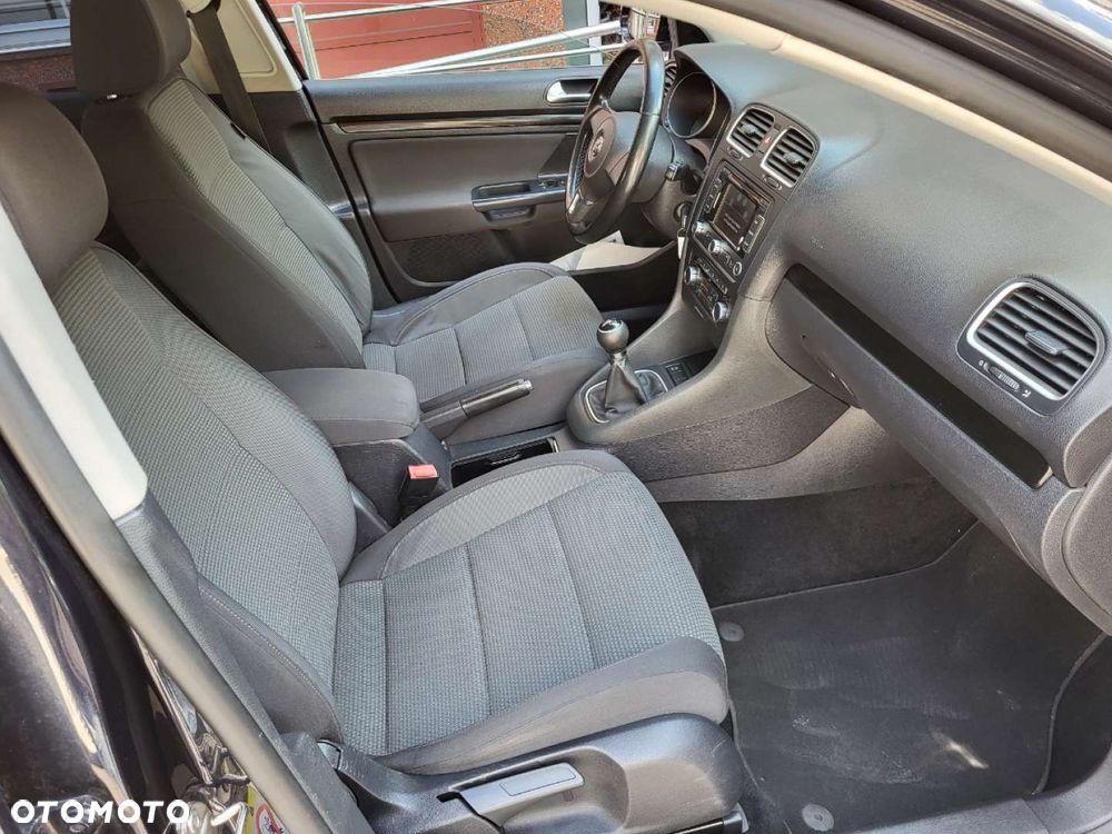 Volkswagen Golf - 21