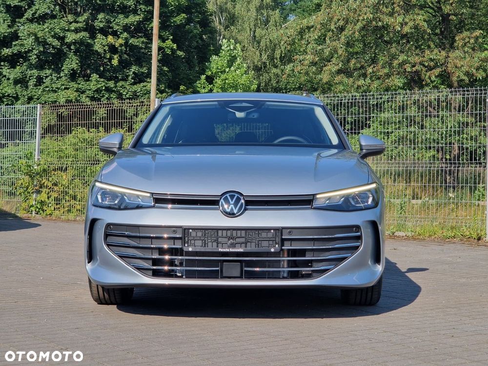 Volkswagen Passat - 34