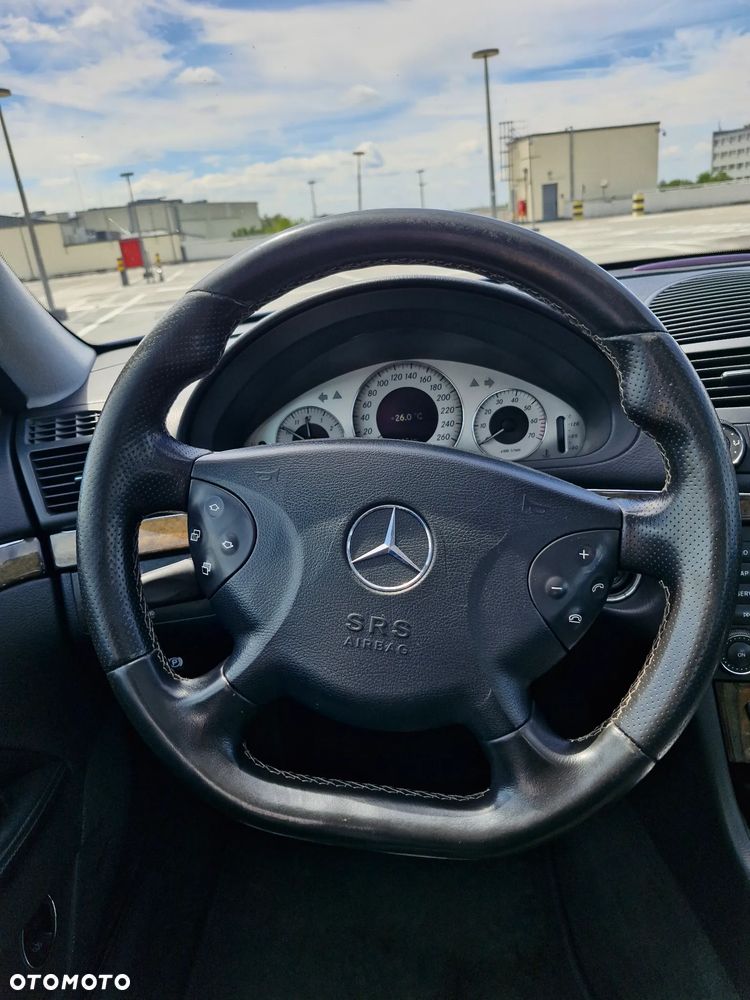 Mercedes-Benz Klasa E 500 Avantgarde - 22