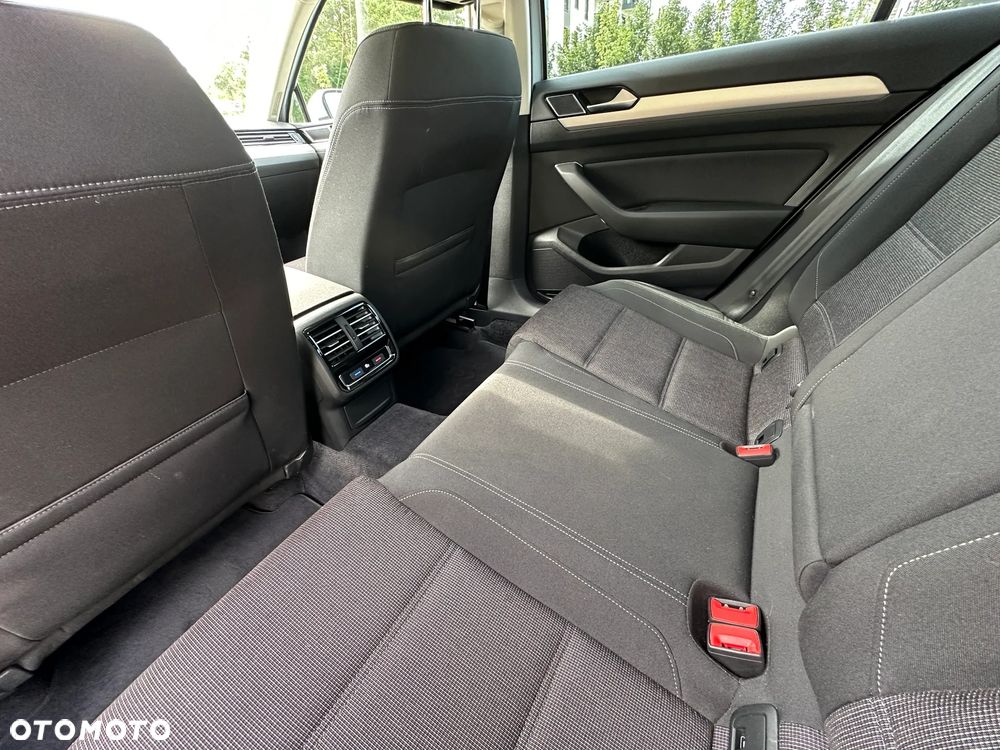 Volkswagen Passat 1.8 TSI BMT Comfortline DSG - 15