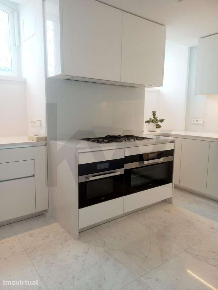 Duplex T2 - jardim e logradouro - Estrela, Lisboa - Grande imagem: 5/38