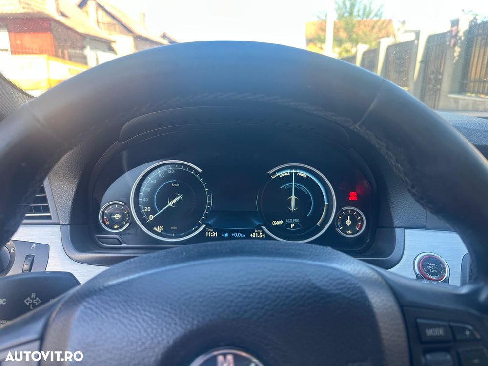 BMW Seria 5 520d - 8