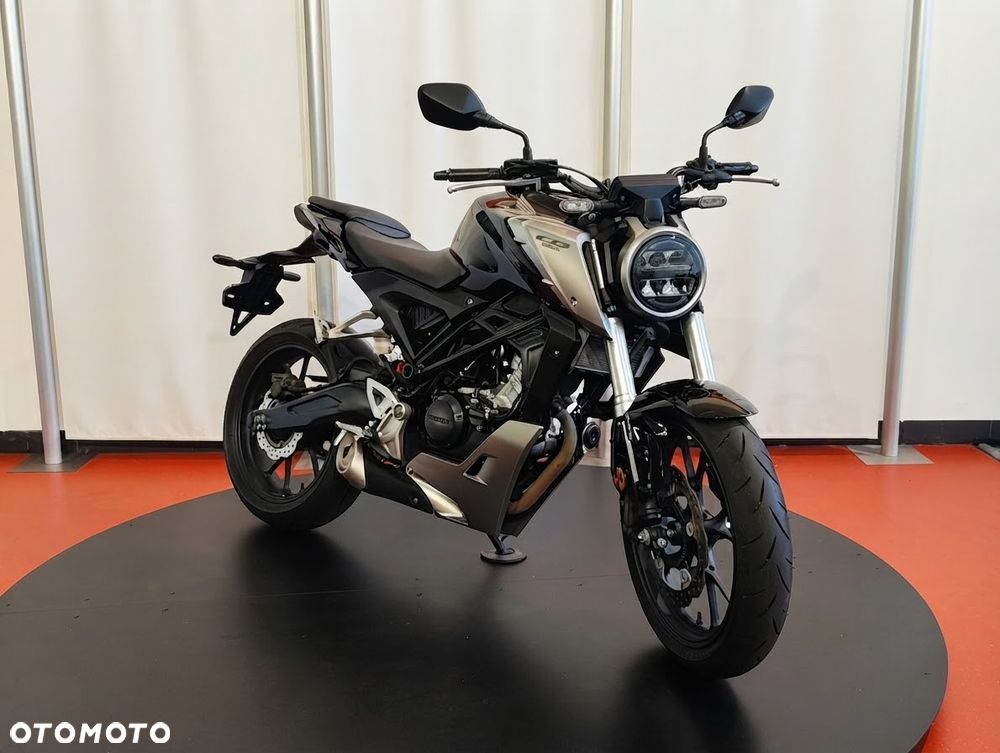 Honda CB - 2