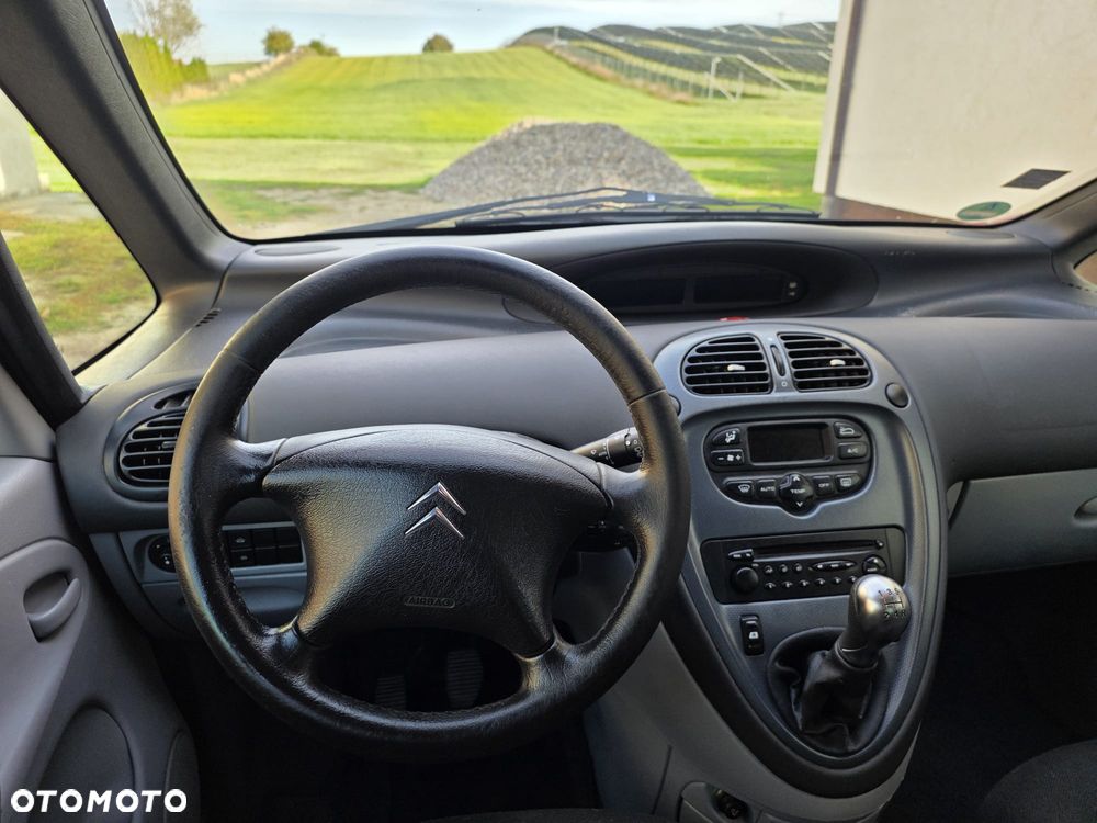Citroën Xsara Picasso 1.8i Confort - 16