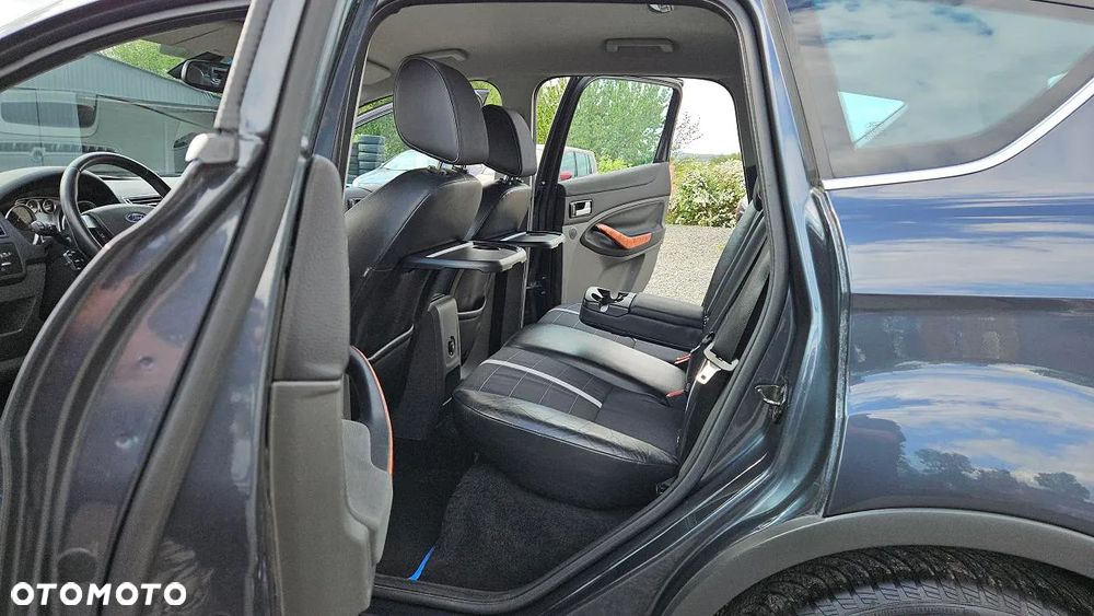 Ford Kuga 2.0 TDCi 4x4 Titanium - 26