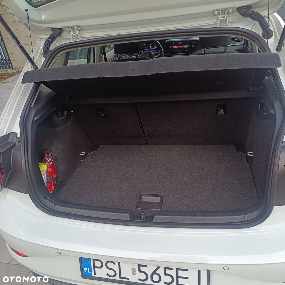 Volkswagen Polo - 12