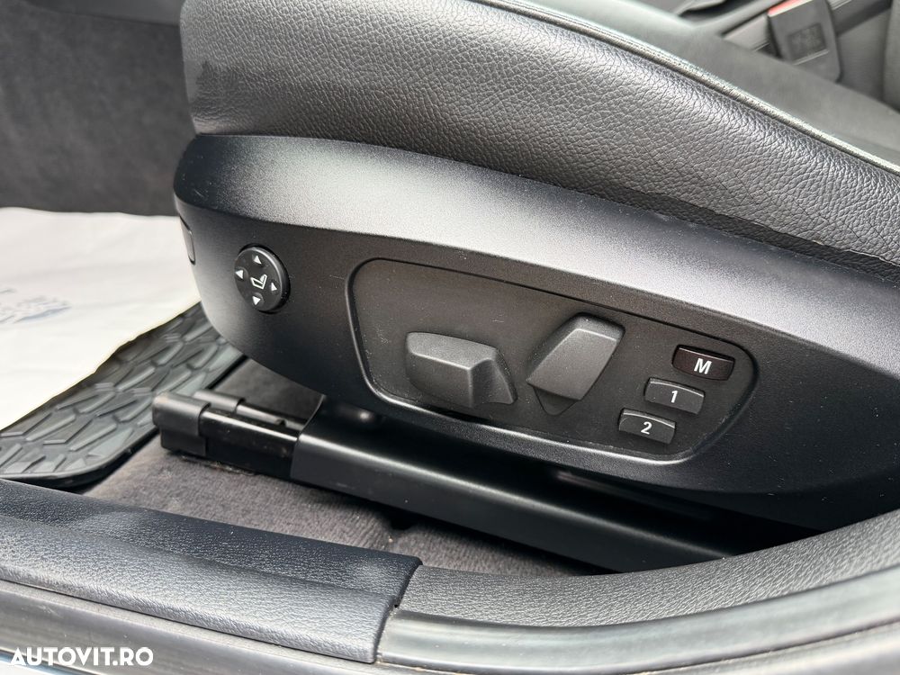 BMW X1 sDrive20d xLine - 14