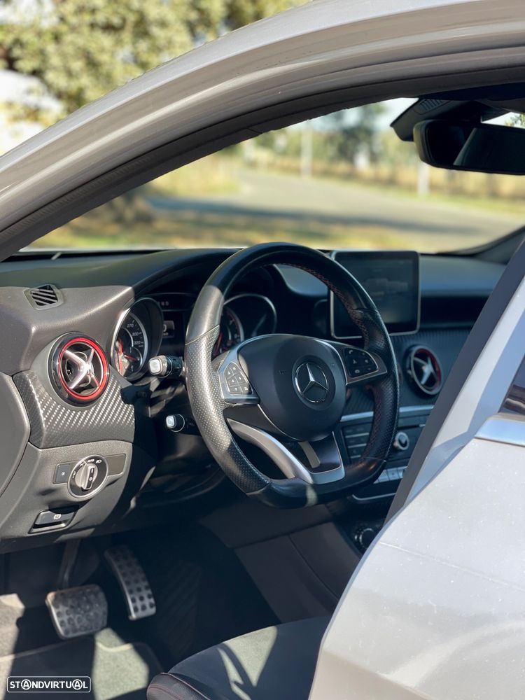 Mercedes-Benz A 45 AMG 4Matic Speedshift 7G-DCT - 10