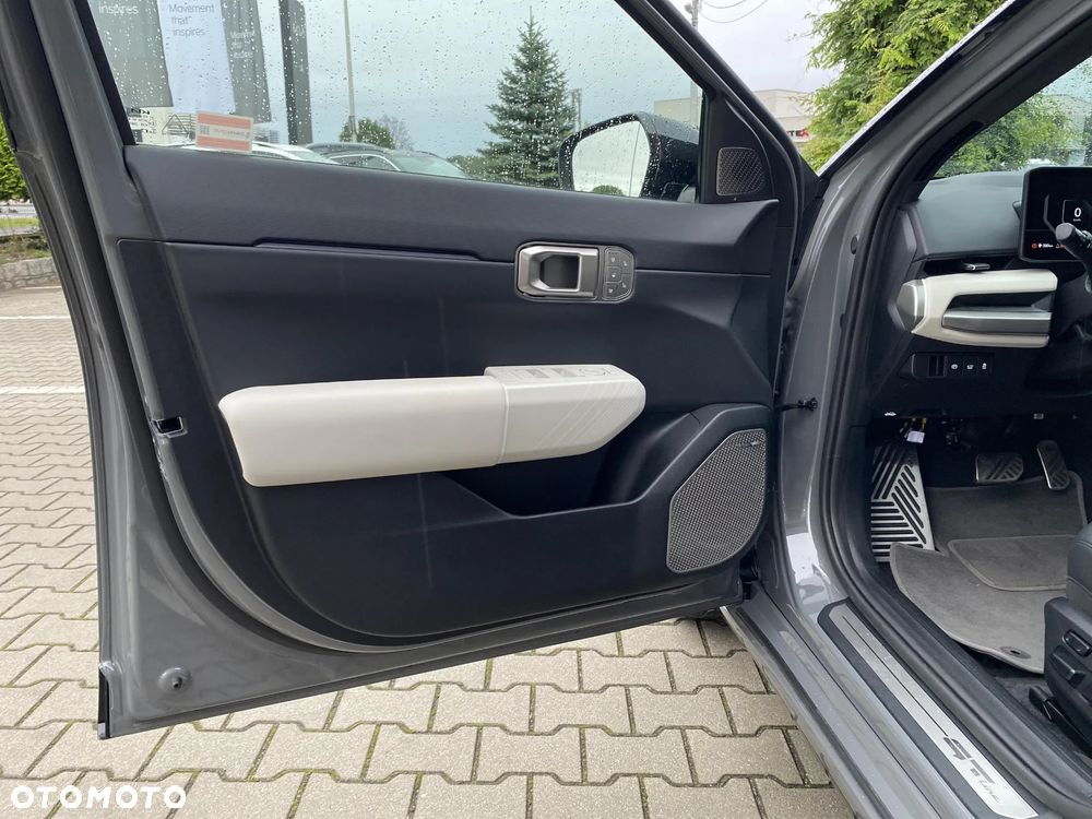 Kia EV4 - 10