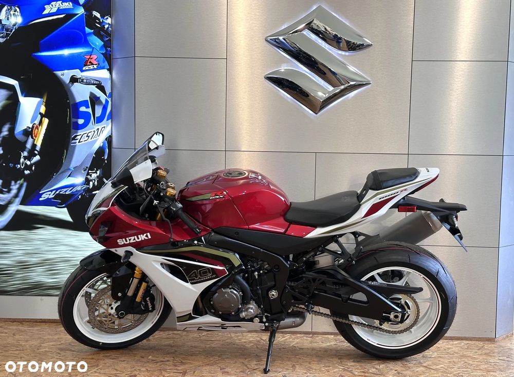 Suzuki GSX-R - 7