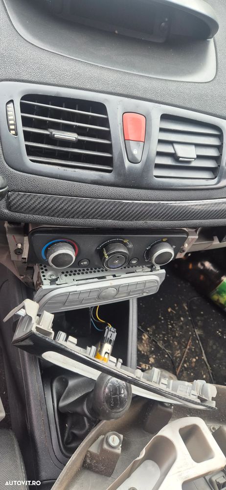 Piese Renault Megane 3 hatchback / scurt 4 usi - 7