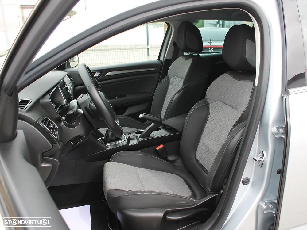 Renault Mégane Sport Tourer 1.5 Blue dCi Limited - 8