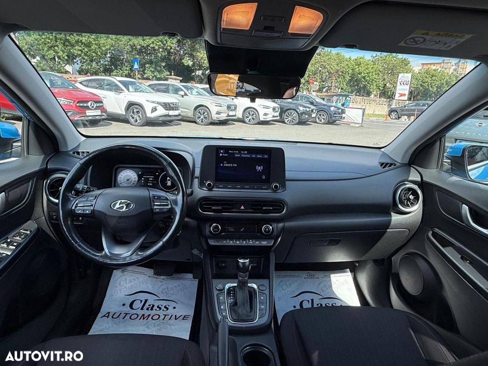 Hyundai KONA - 7