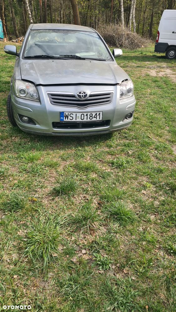 Toyota Avensis - 7