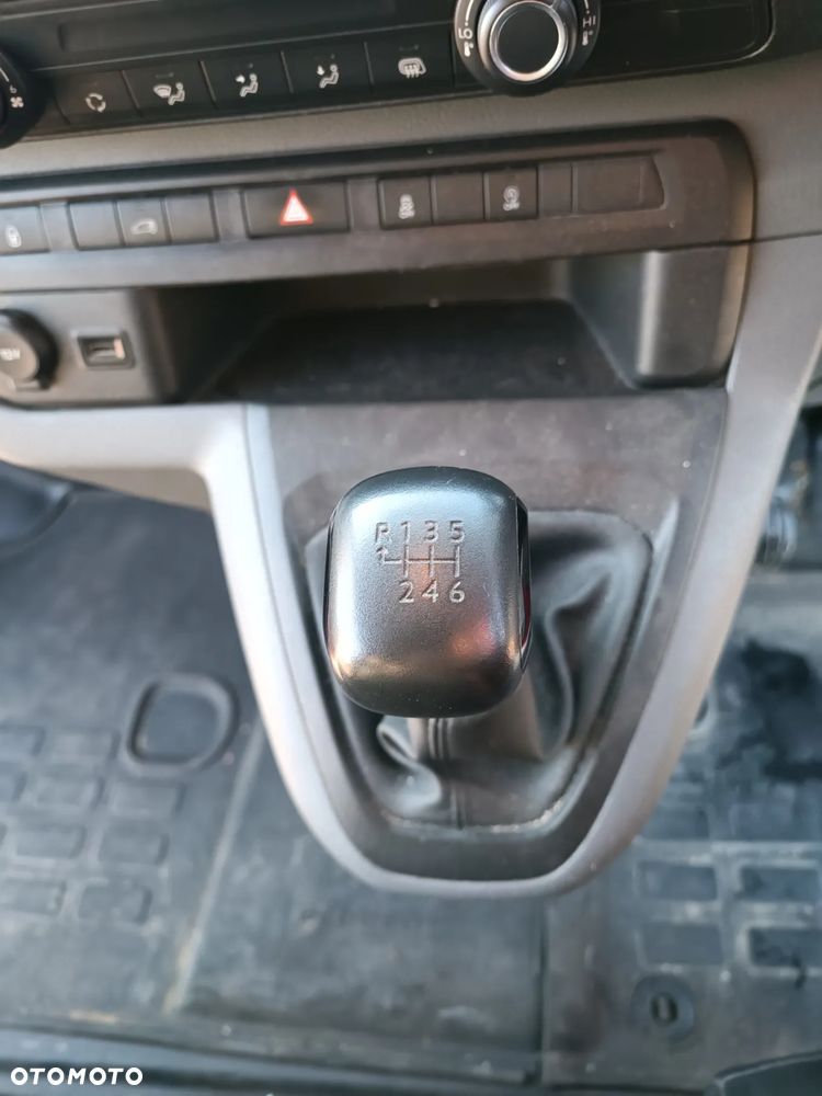 Peugeot Expert - 22