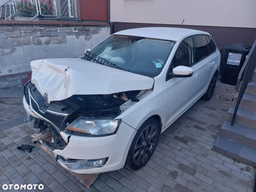 Skoda RAPID Spb 1.4 TSI Ambition DSG - 2