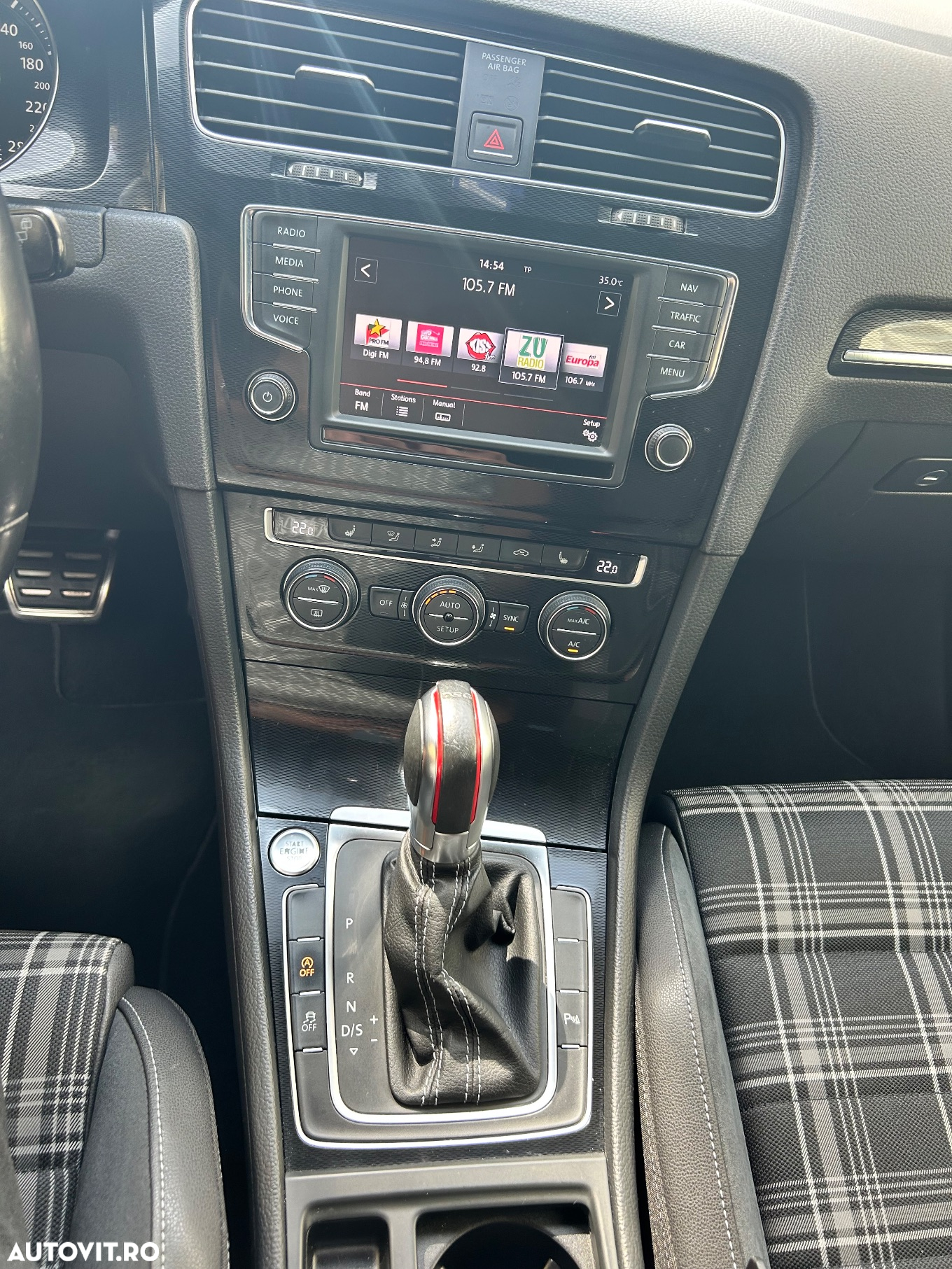 Volkswagen Golf GTD 2.0 TDI SCR DSG - 10