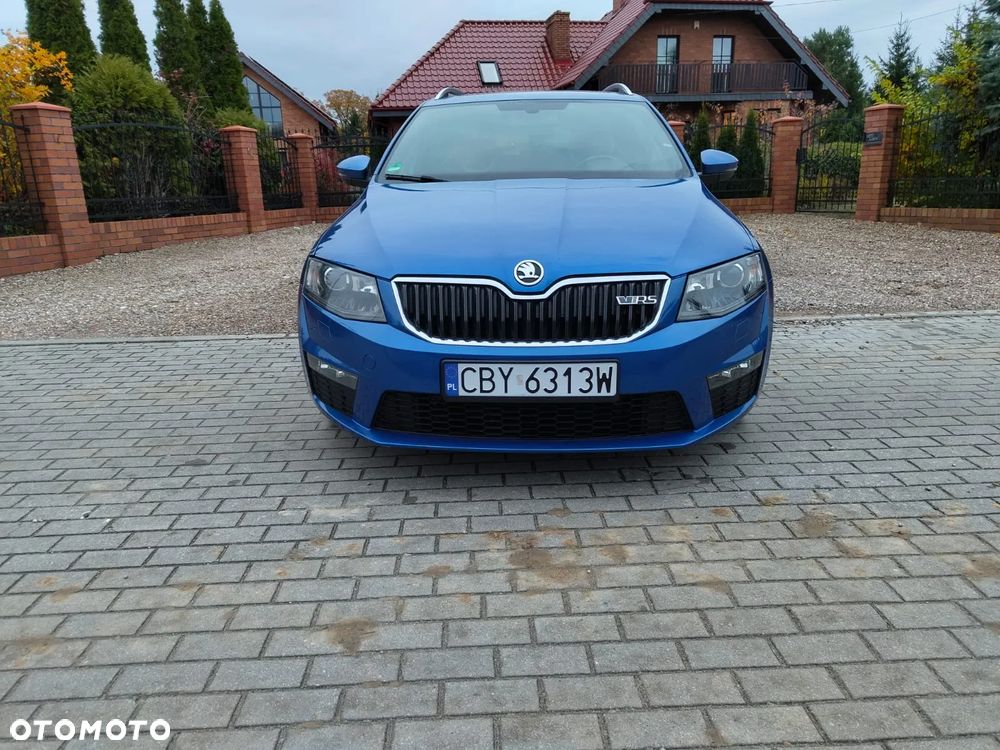 Skoda Octavia Combi 2.0 TDI RS - 18