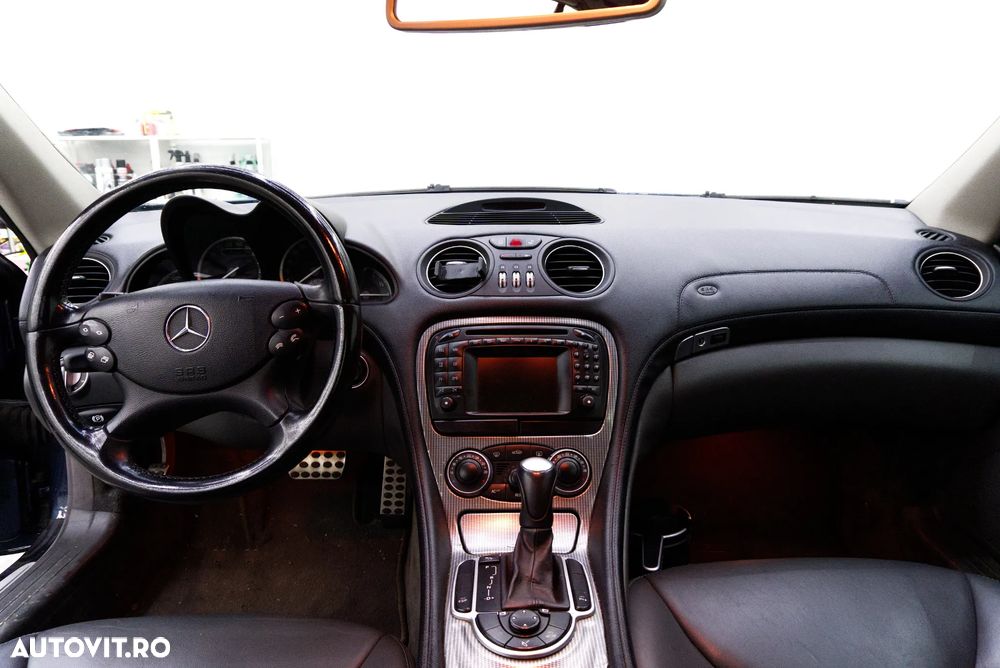 Mercedes-Benz SL - 13