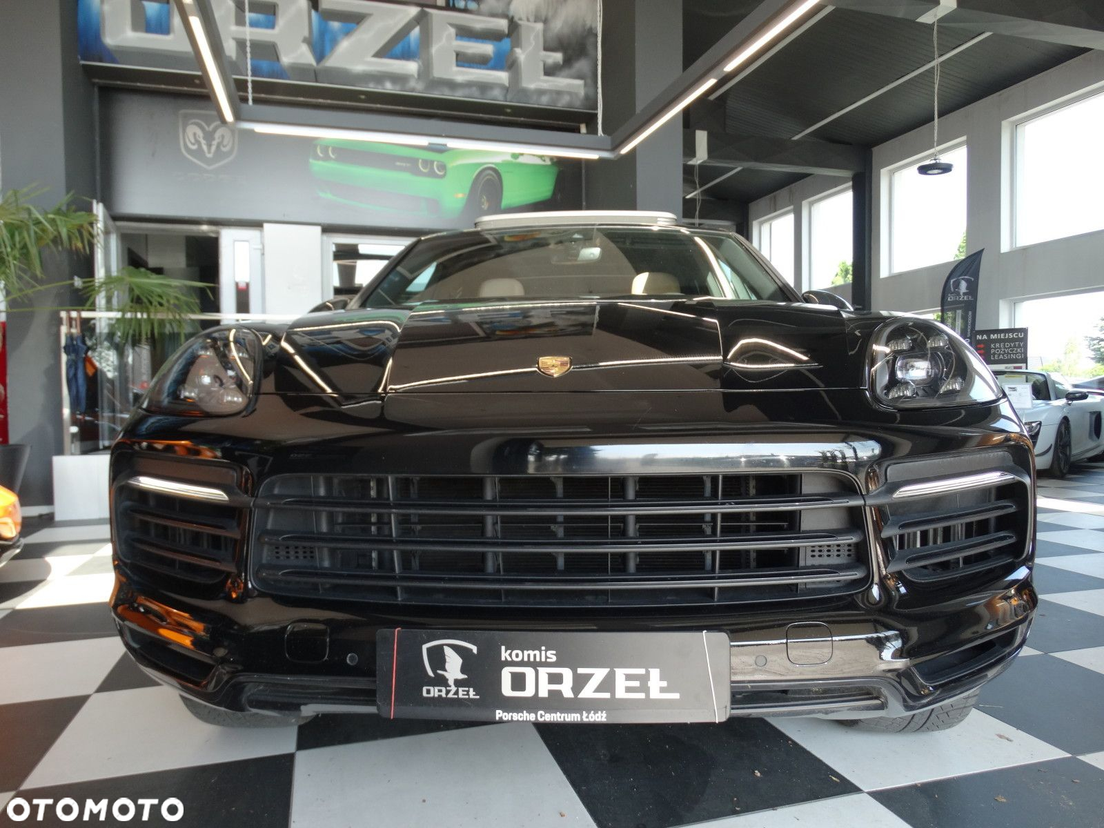Porsche Cayenne - 9
