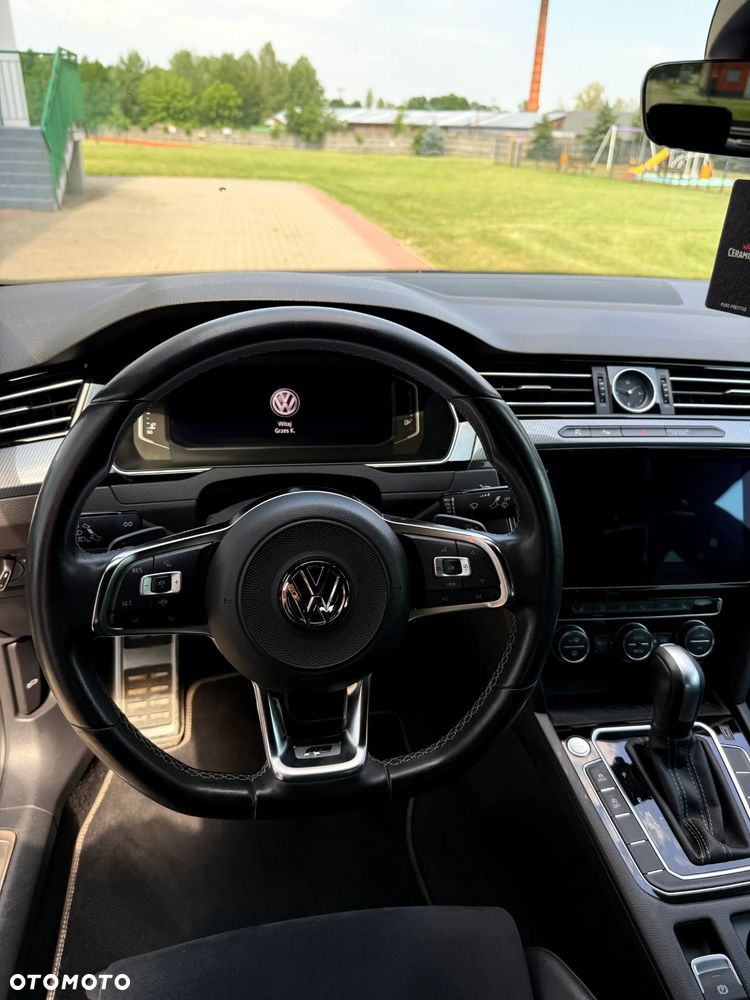 Volkswagen Arteon 2.0 TDI SCR R-Line DSG - 11
