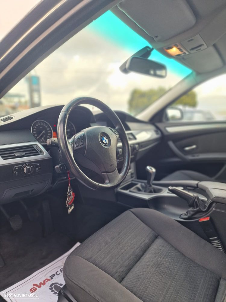 BMW 520 i Executive - 9