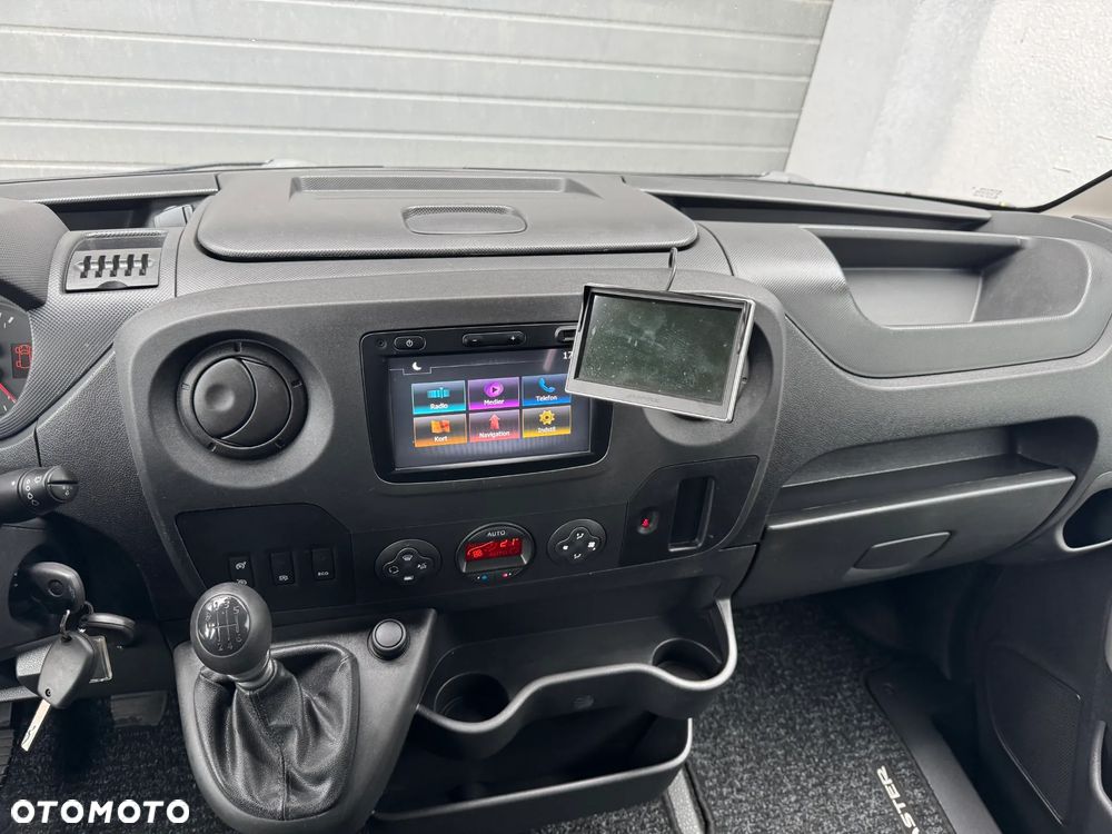 Renault Master - 13