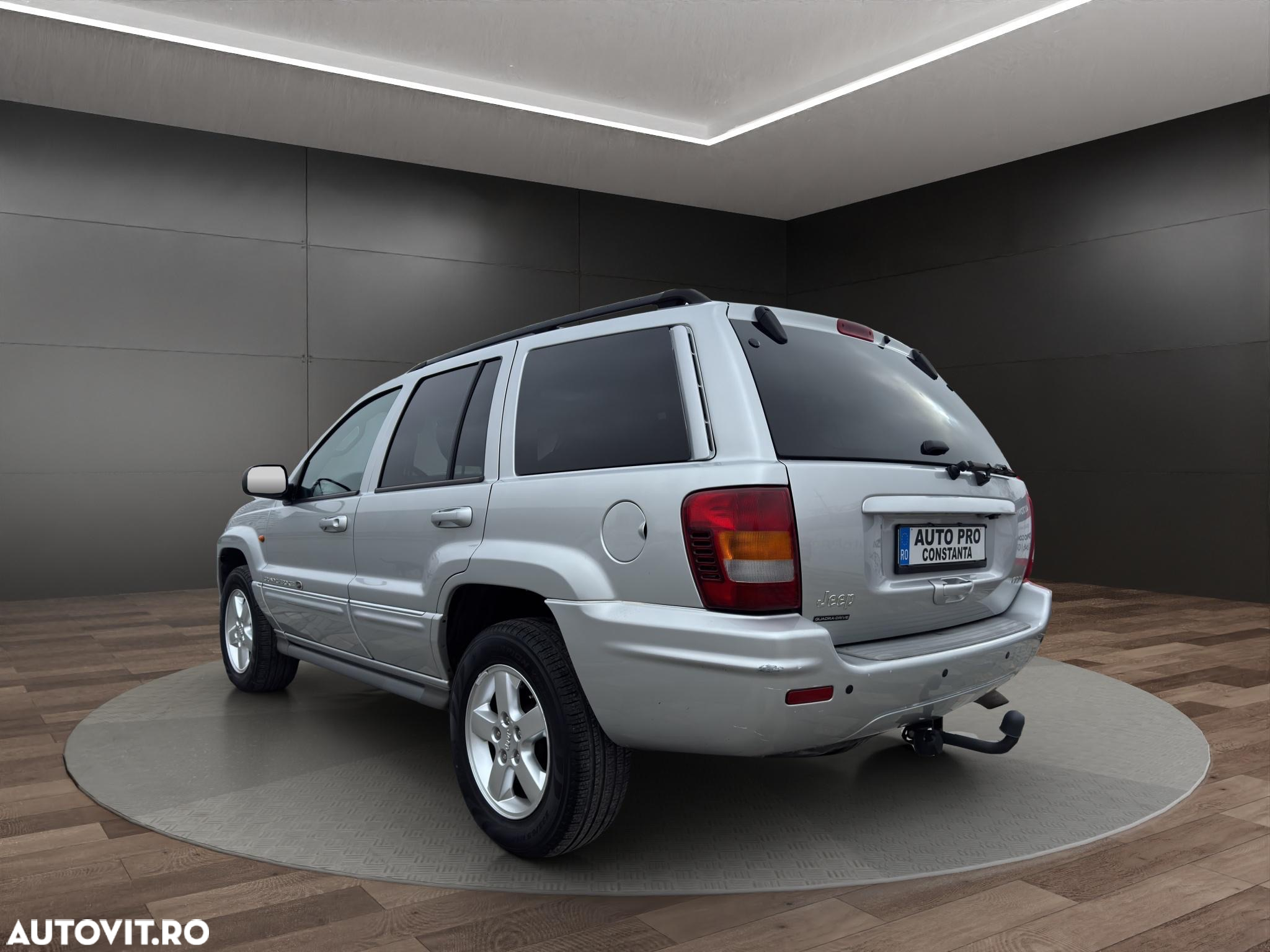 Jeep Grand Cherokee - 3