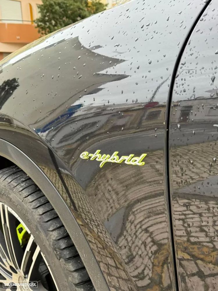 Porsche Cayenne S E-Hybrid — fotografia 10