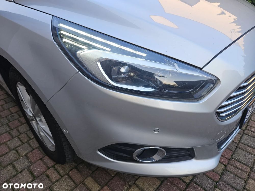 Ford S-Max 2.0 TDCi Titanium PowerShift - 21