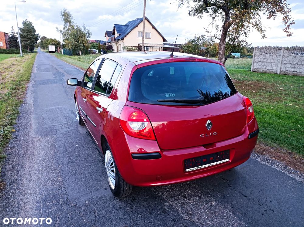 Renault Clio 1.2 16V 75 Dynamique - 36