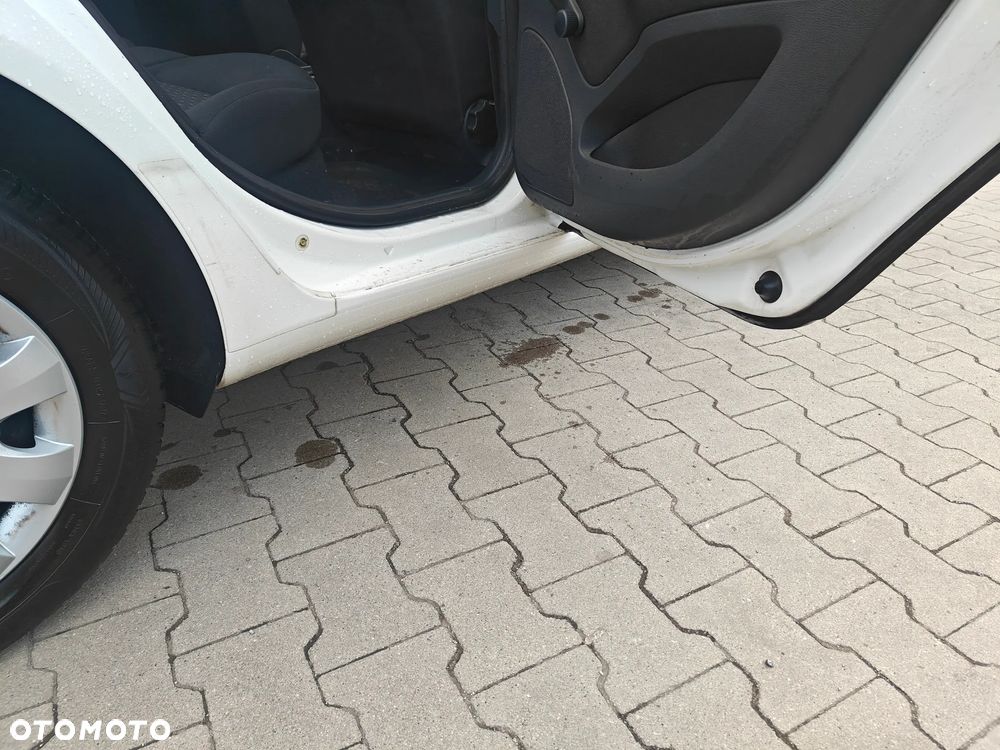 Skoda Octavia 1.6 TDI DPF Ambition - 10