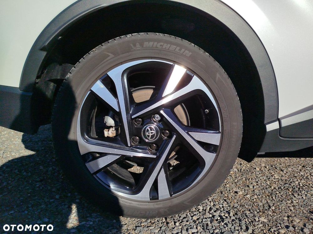 Toyota C-HR - 17