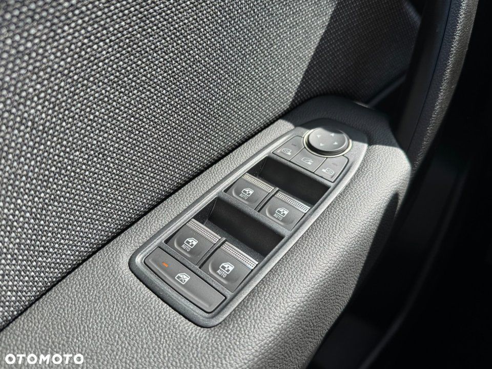 Mitsubishi ASX - 15