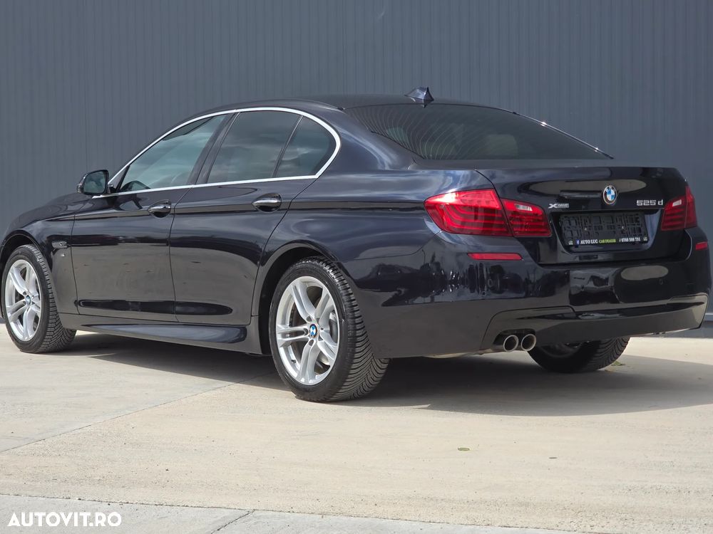 BMW Seria 5 525d xDrive Sport-Aut. Luxury Line - 23