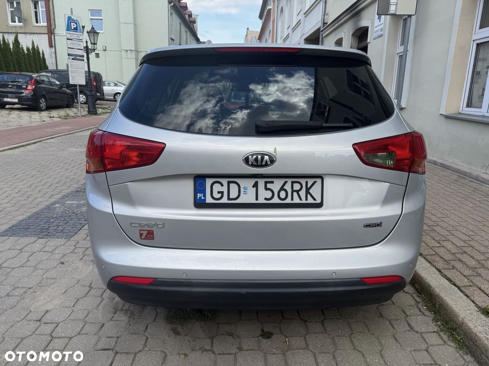 Kia Ceed - 5