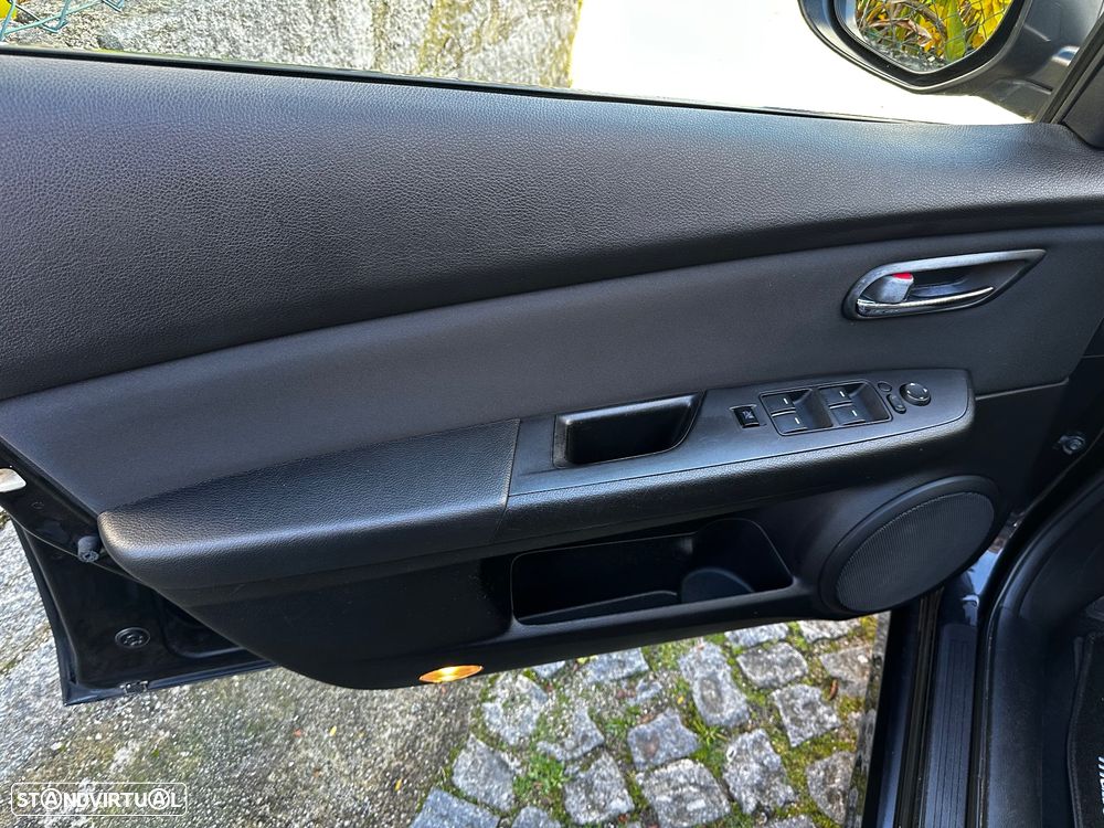 Mazda 6 MZR-CD 2.2 Exclusive - 33