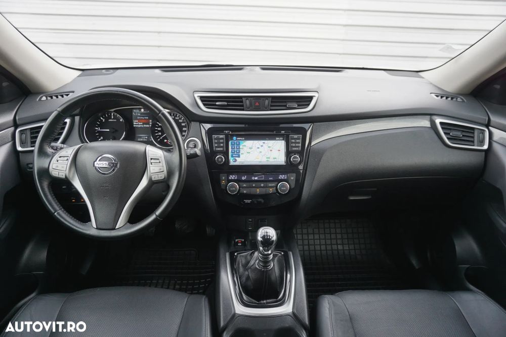 Nissan X-Trail 1.6 dCi ALL-MODE 4x4i Tekna - 3