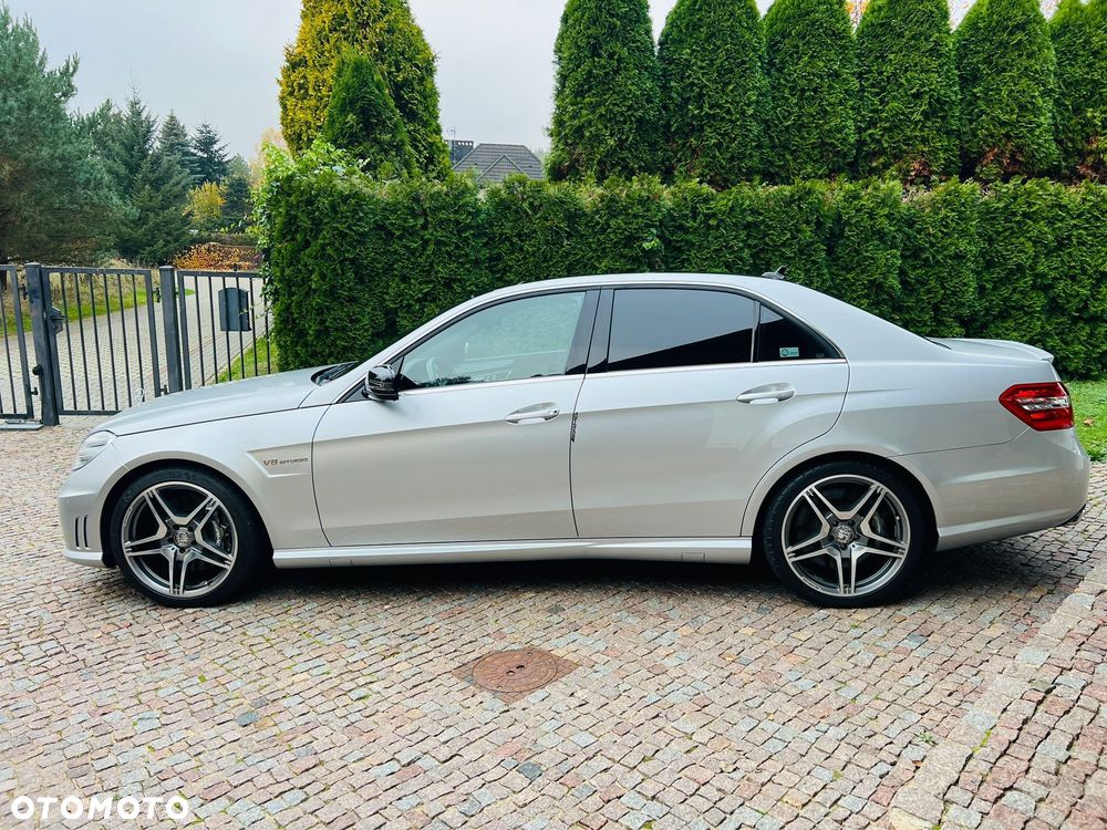 Mercedes-Benz Klasa E - 28
