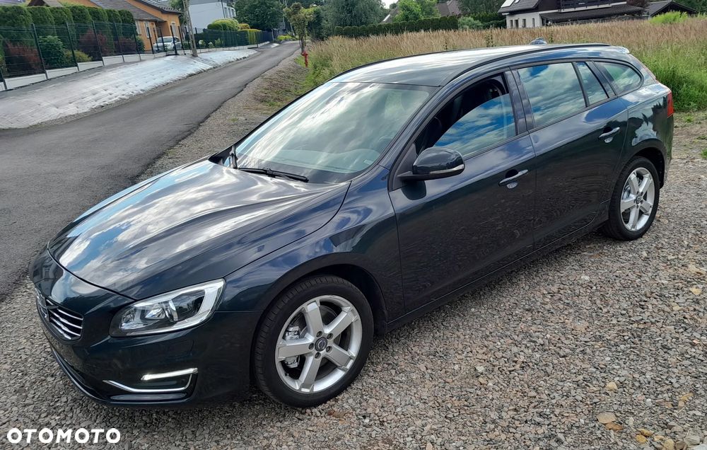 Volvo V60 D2 - 2