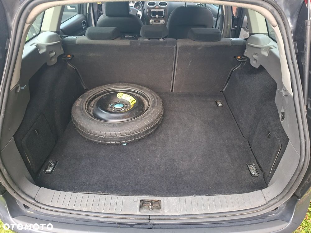 Ford Focus - 21
