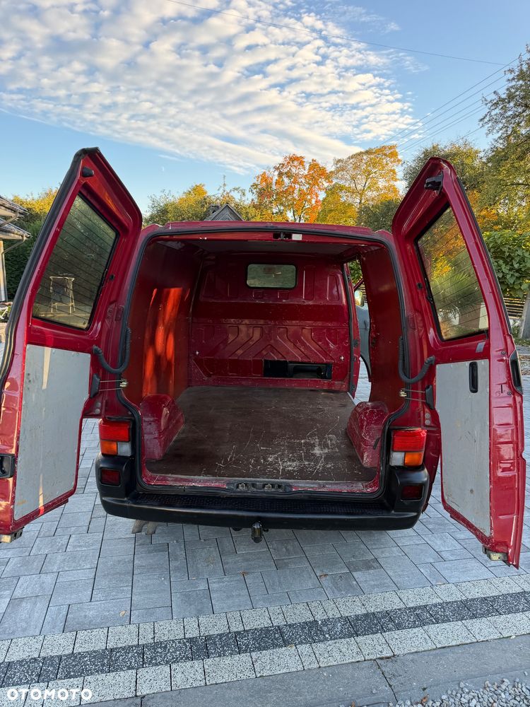 Volkswagen Transporter - 21