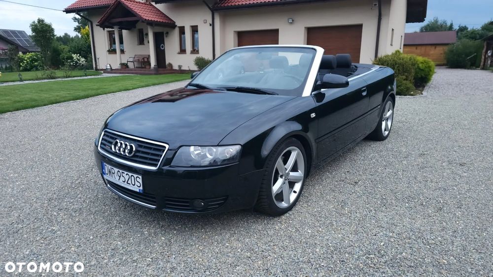 Audi A4 Cabrio 2.4 - 12